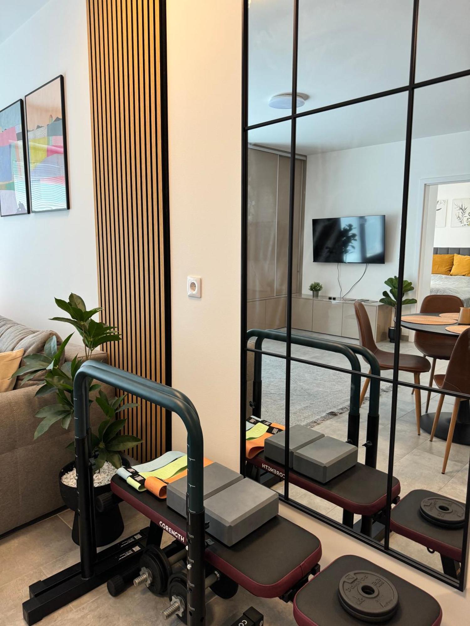 Hello 5C Apartman - Pecs Bagian luar foto